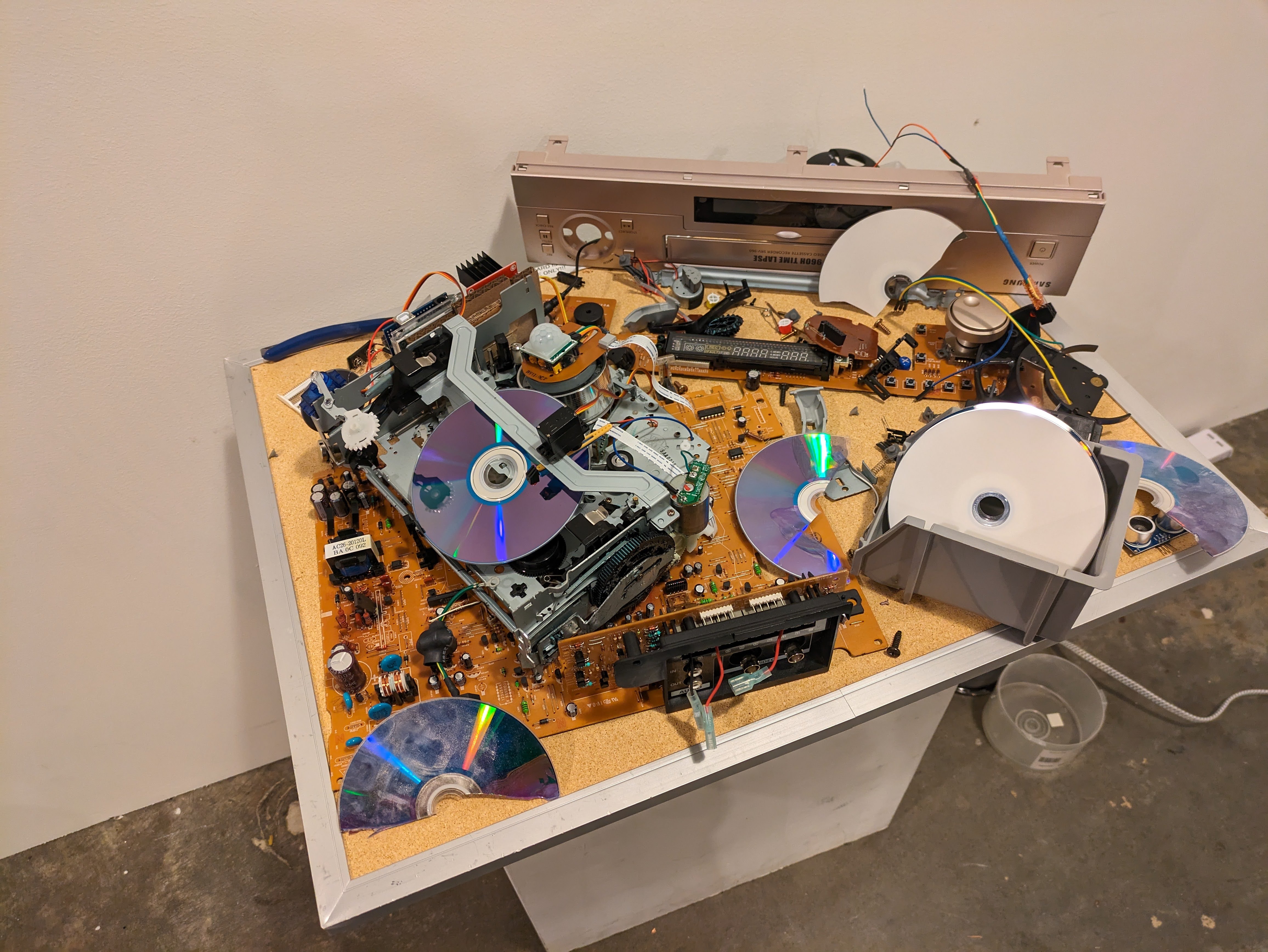 Obsolete Obsolescence device