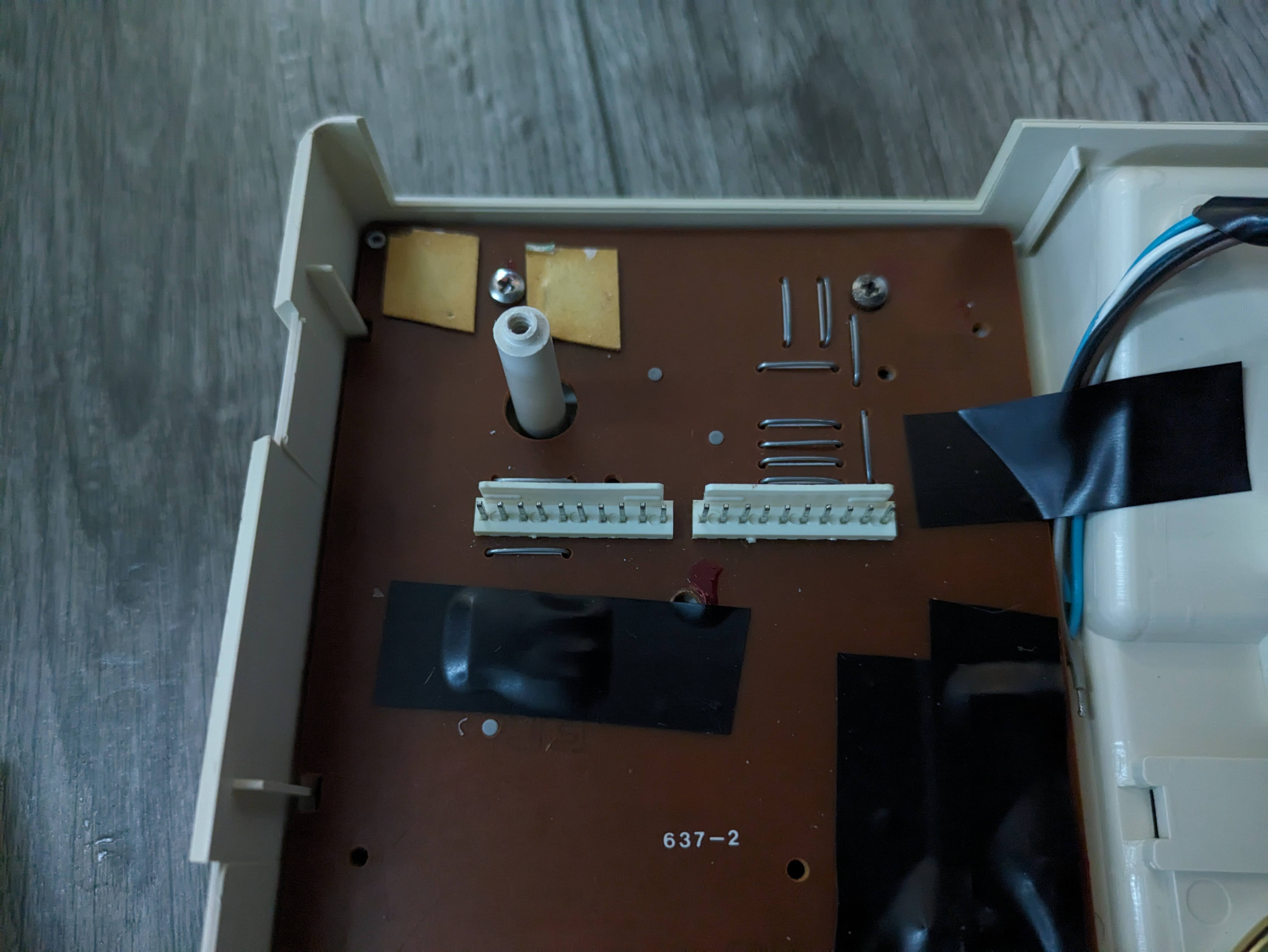 Keypad connector - keypad side